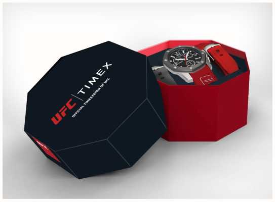 Timex X ufc icon хронограф подарочный набор черный циферблат/красный силикон TWG047400